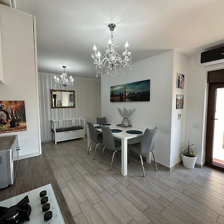 Venetia Apartament - Timisoara Apartment ภายนอก รูปภาพ