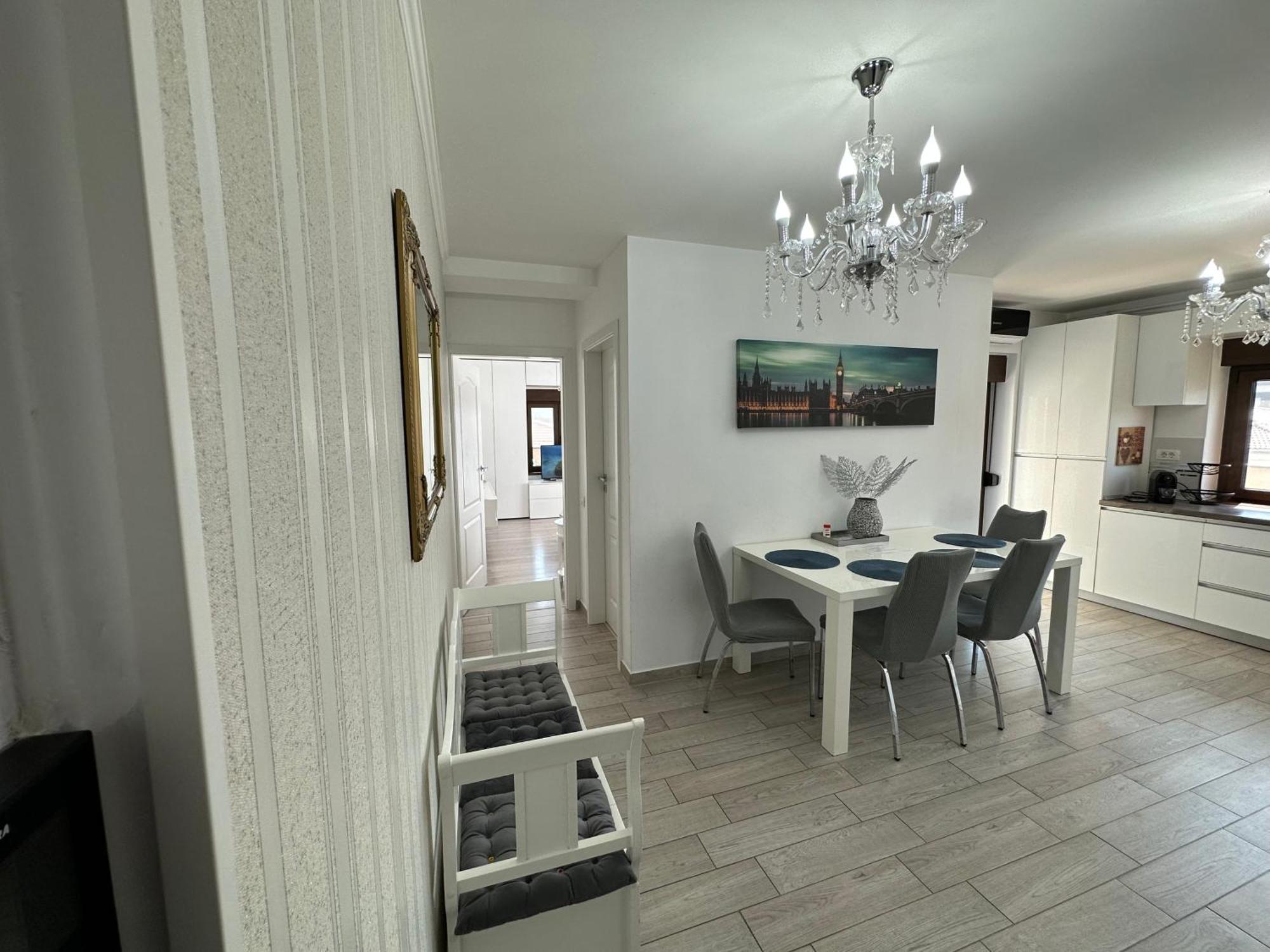 Venetia Apartament - Timisoara Apartment ภายนอก รูปภาพ